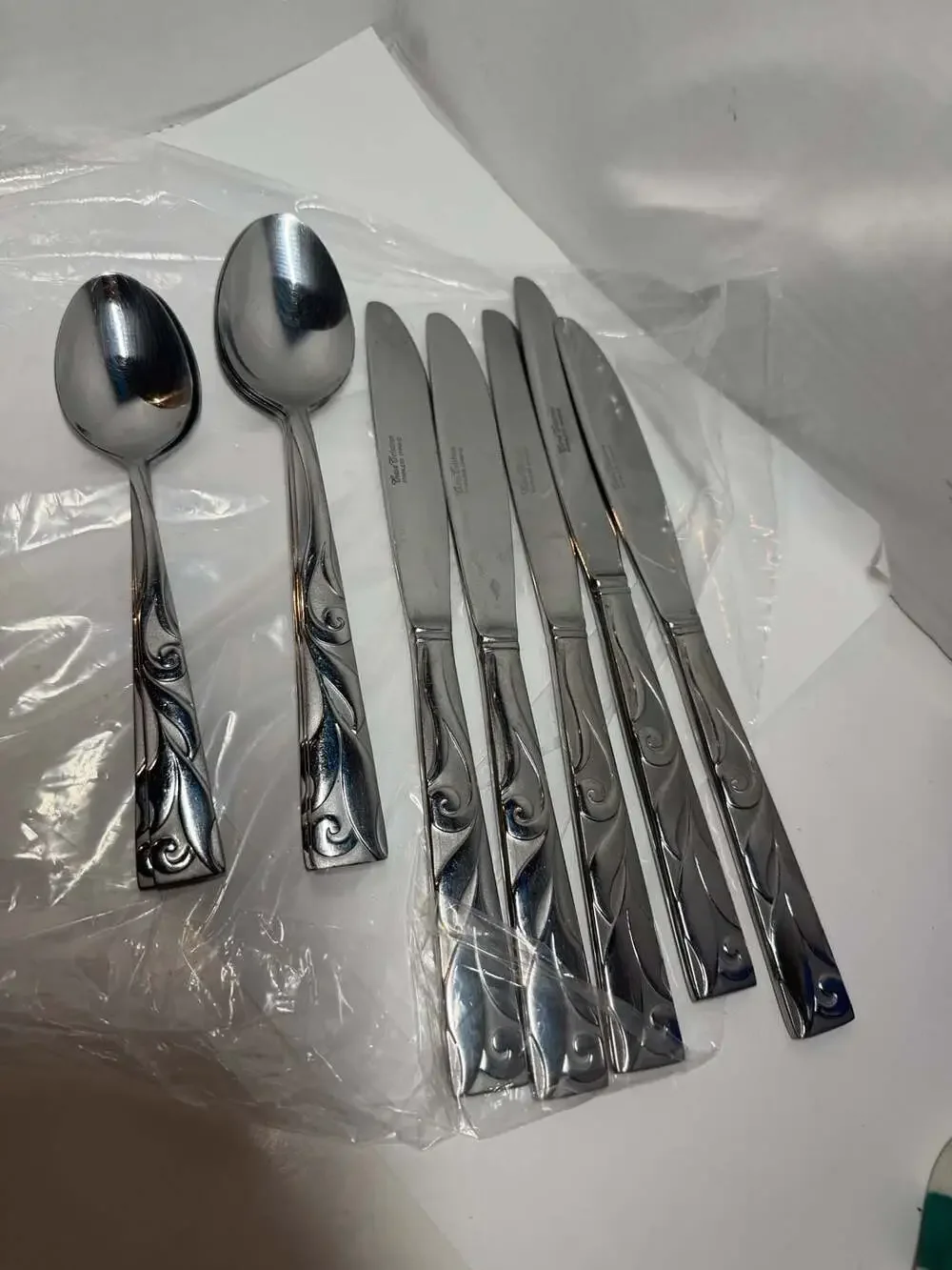 Casa Cristina Stainless China Silverware Flatware Lot Swirl Scroll Design